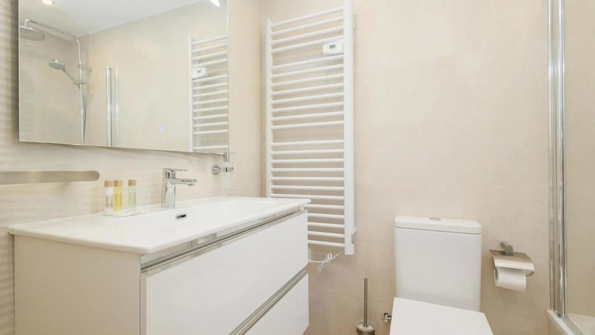 Stunning Villa With Private Pool In Elviria Next To Golf Course Marbella Spain