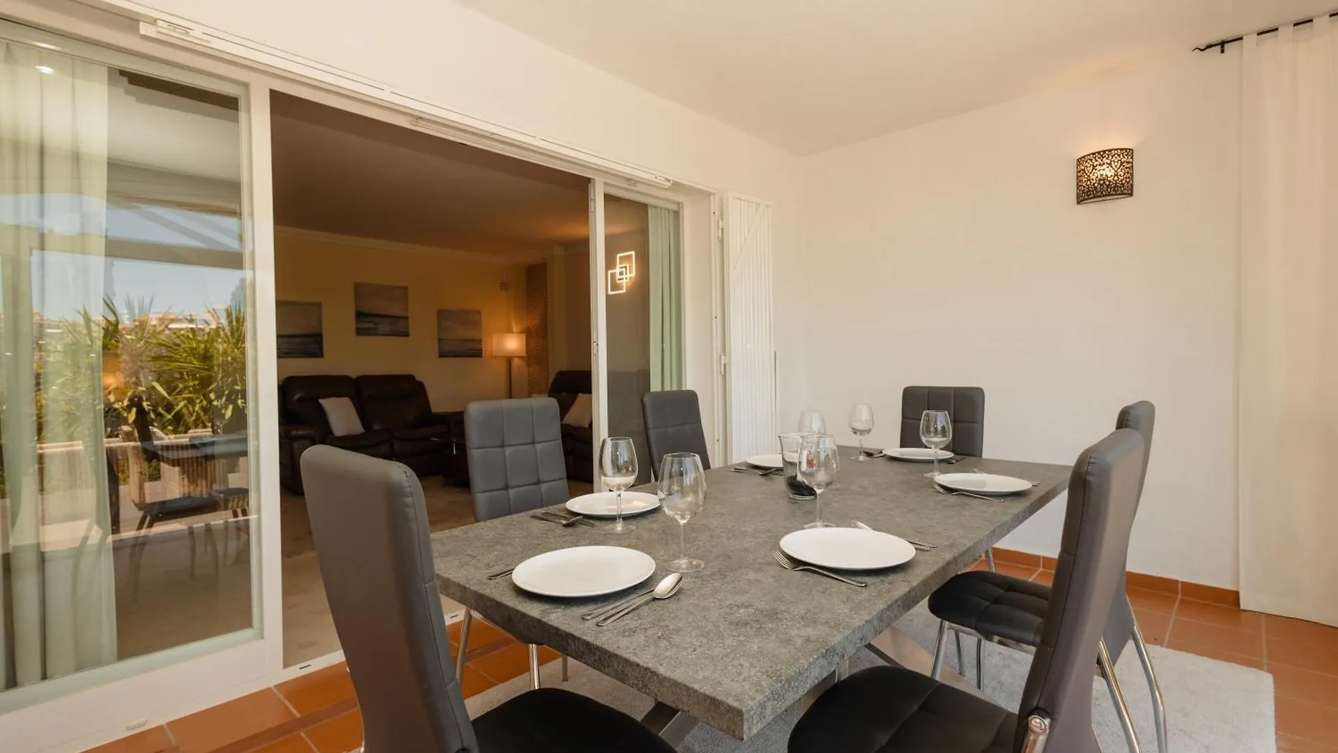 Stunning Villa With Private Pool In Elviria Next To Golf Course Marbella