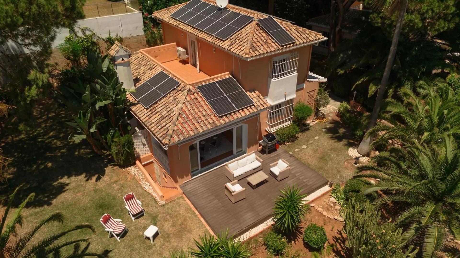 Stunning Villa With Private Pool In Elviria Next To Golf Course Marbellac 0*,